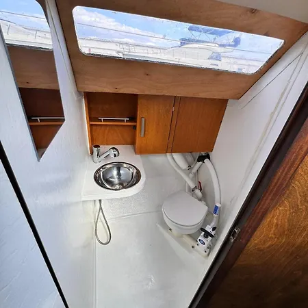 Farfalla Vintage Sailboat *
